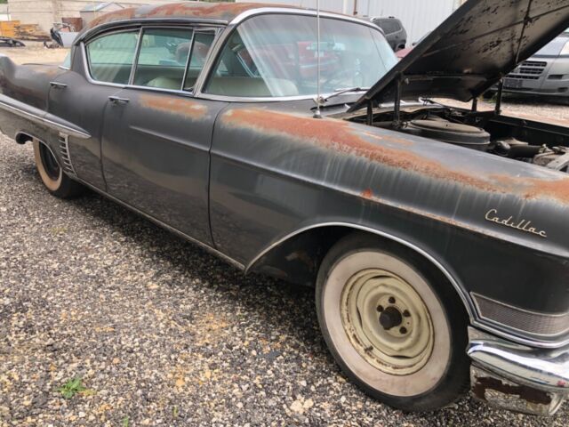 1957 Cadillac DeVille - photo 5