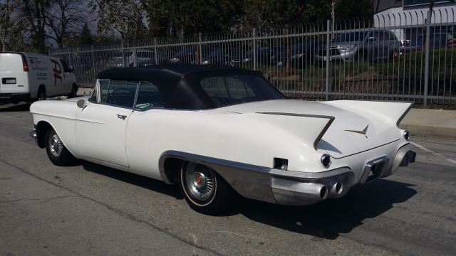 1957 Cadillac Eldorado Biarritz - photo 8