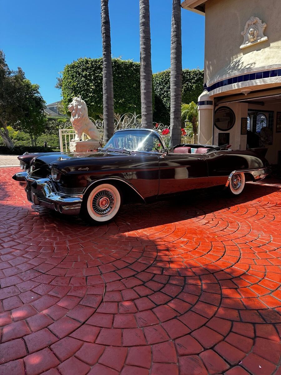 1957 Cadillac Biarritz Convertible - photo 4