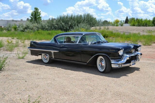 1957 Cadillac DeVille - photo 3