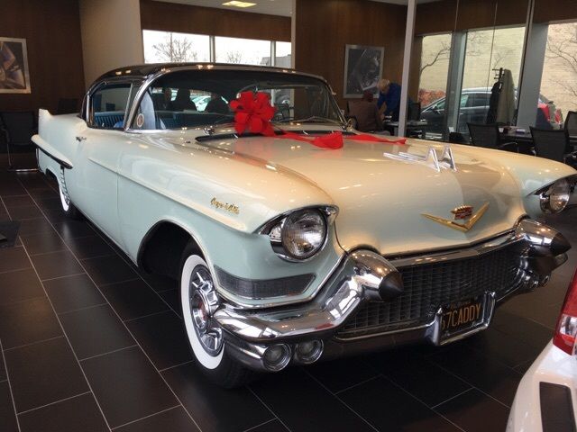 1957 Cadillac Coupe DeVille Base 6.0L 1957 Cadillac DeVille