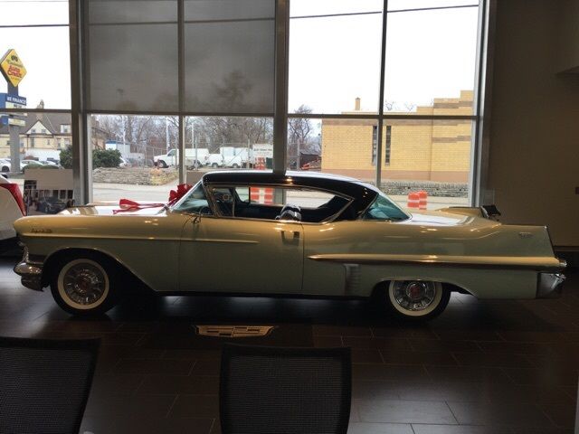 1957 Cadillac DeVille - photo 3