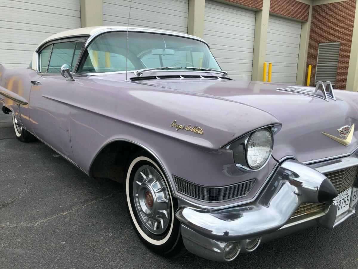 1957 Cadillac DeVille 2 door - photo 2