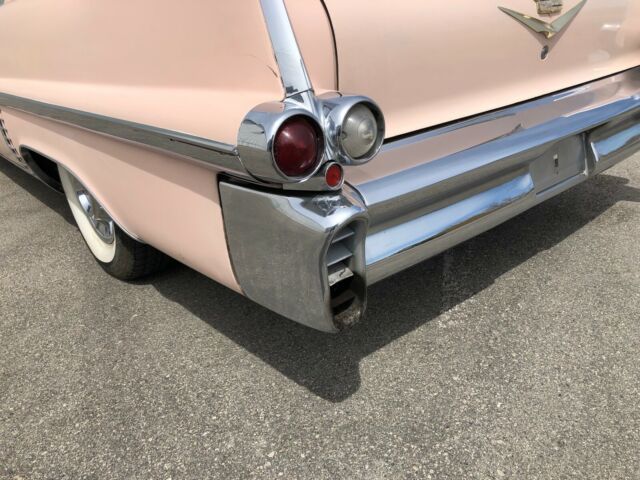 1957 Cadillac Series 62 Coupe Deville - photo 5