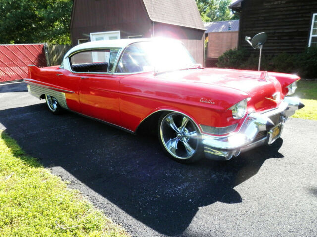 1957 Cadillac DeVille EVERY DAY DRIVER - photo 2