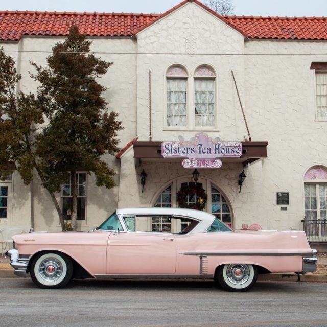1957 Cadillac DeVille Deluxe Coupe de Ville - photo 3