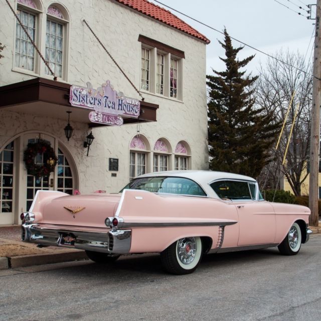 1957 Cadillac DeVille Deluxe Coupe de Ville - photo 4