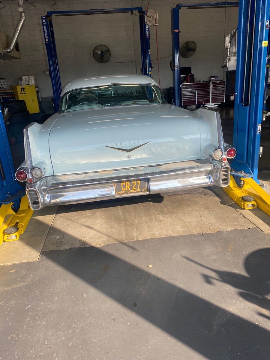 1957 Cadillac DeVille coupe - photo 4