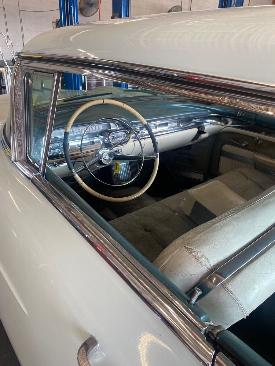 1957 Cadillac DeVille coupe - photo 7