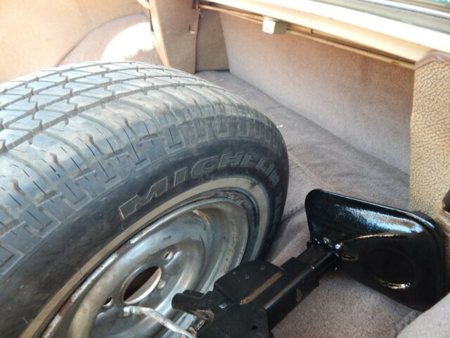 1957 Cadillac DeVille - photo 12