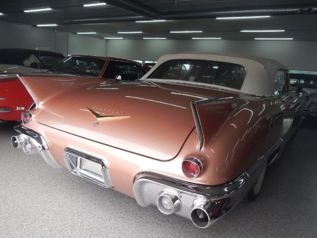 1957 Cadillac Eldorado Biarritz - photo 4