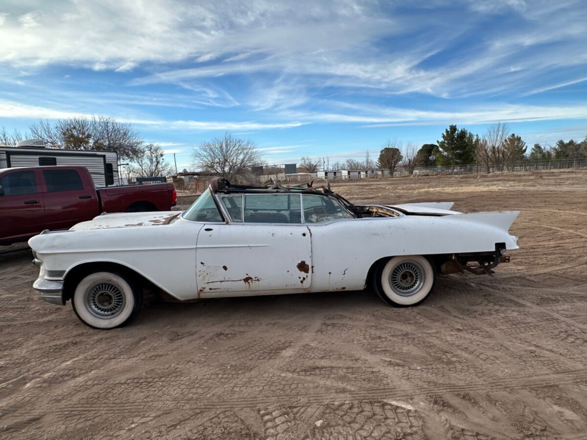 1957 Cadillac Eldorado Biarritz - photo 7