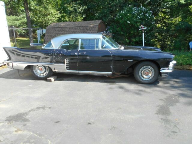 1957 Cadillac Eldorado - photo 2