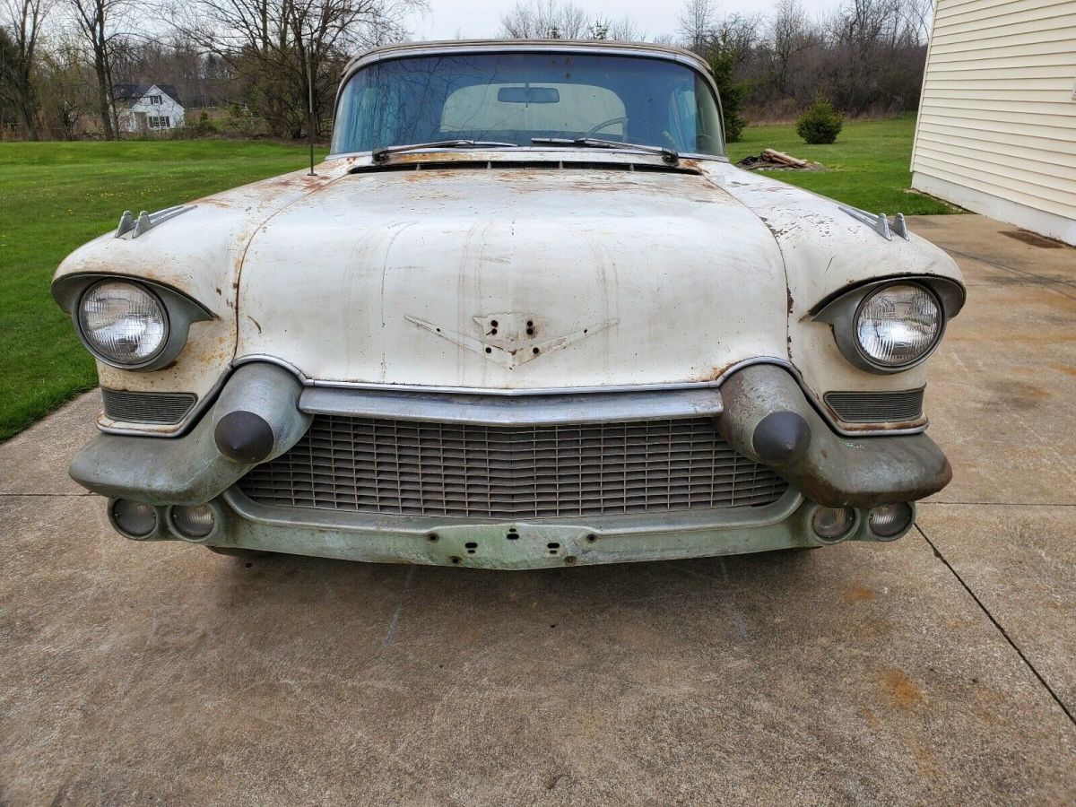 1957 Cadillac Eldorado Convertible Biarritz - photo 10