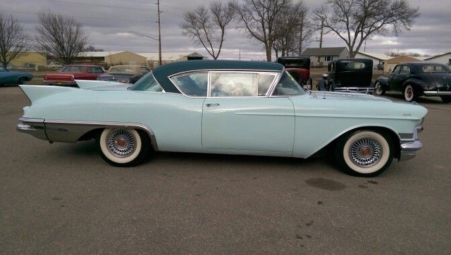 1957 Cadillac Eldorado Seville - photo 4