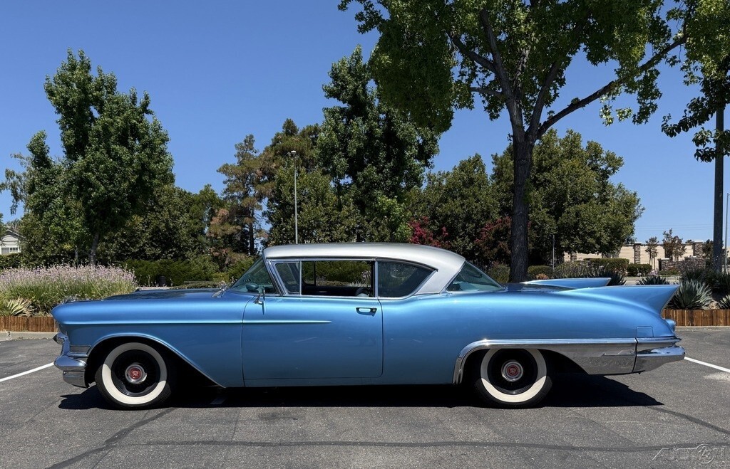 1957 Cadillac Eldorado Seville Coupe - photo 3