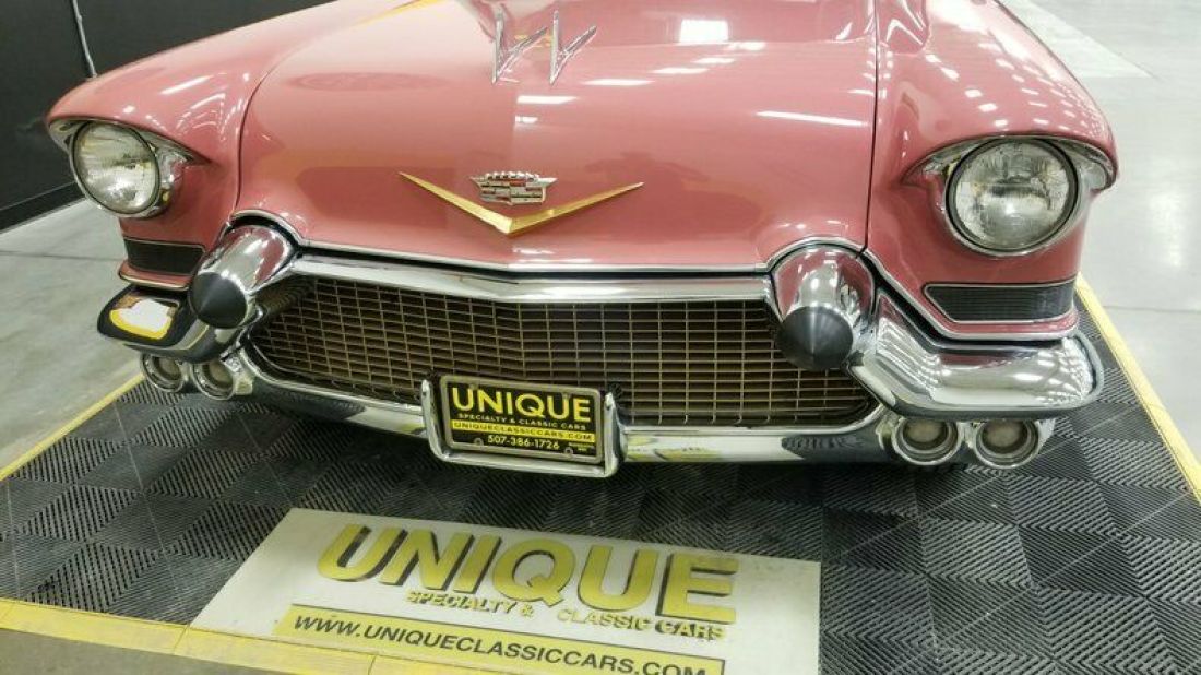 1957 Cadillac Fleetwood 4dr Hardtop - photo 10