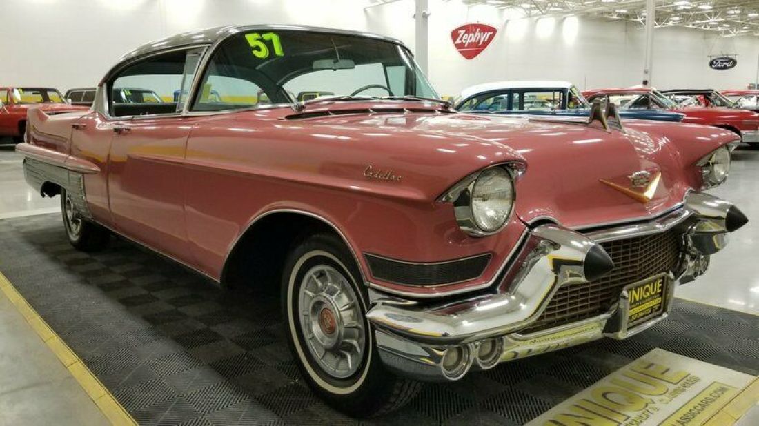 1957 Cadillac Fleetwood 4dr Hardtop - photo 3