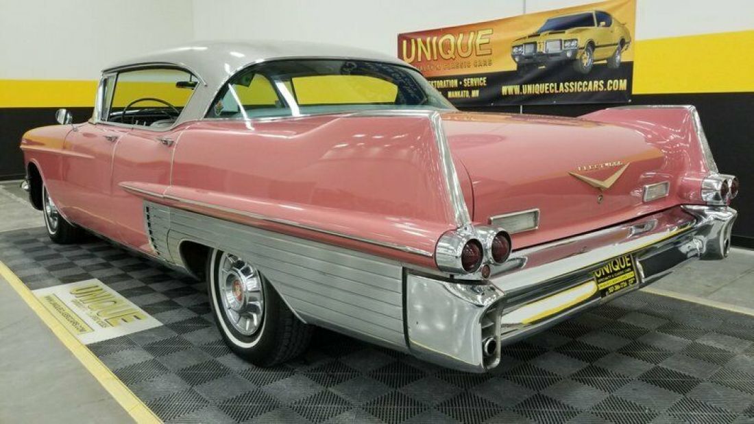 1957 Cadillac Fleetwood 4dr Hardtop - photo 6