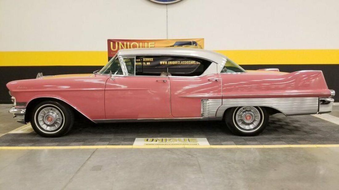 1957 Cadillac Fleetwood 4dr Hardtop - photo 7