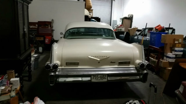 1957 Cadillac Fleetwood 60 SPECIAL - photo 2