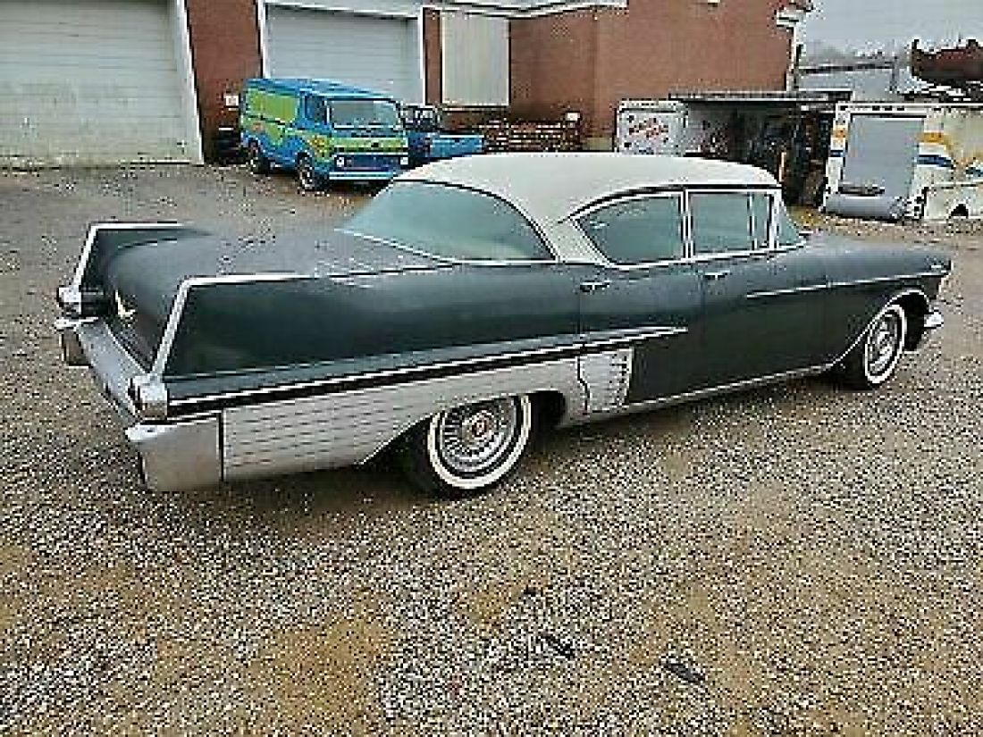 1957 Cadillac Series 60 Fleetwood - photo 5