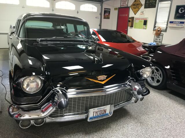1957 Cadillac Fleetwood Limousine *Rare* 1957 Cadillac Fleetwood Chrome