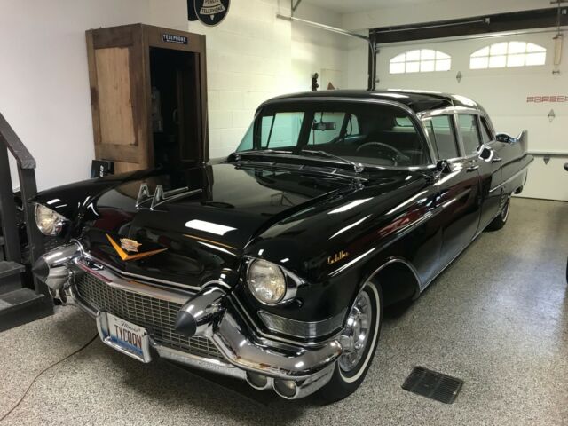 1957 Cadillac Fleetwood Chrome - photo 3