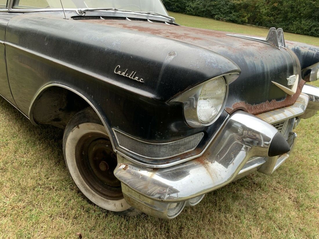 1957 Cadillac Fleetwood brougham - photo 9