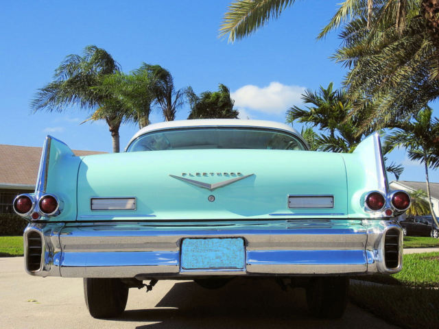 1957 Cadillac Fleetwood Series 60 - photo 4