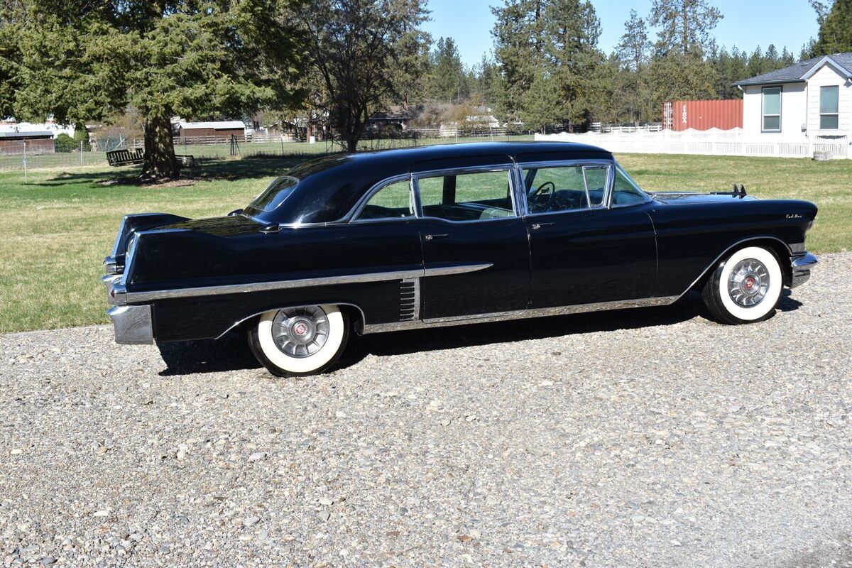 1957 Cadillac Fleetwood - photo 11