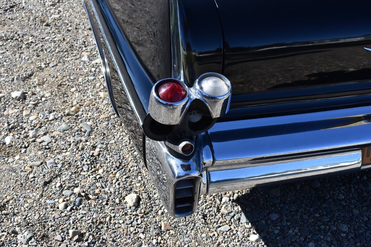 1957 Cadillac Fleetwood - photo 8