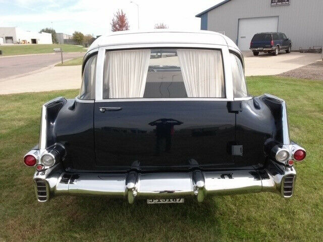 1957 Cadillac Hearse - photo 11