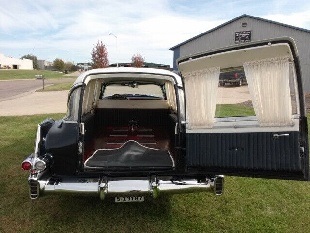 1957 Cadillac Hearse - photo 12