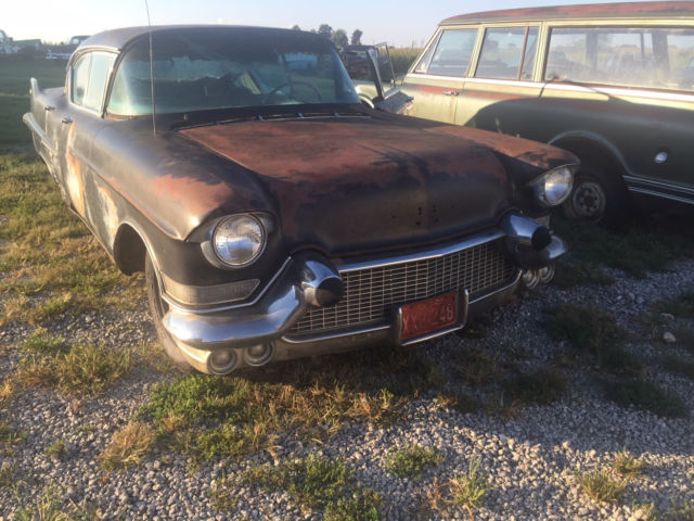1957 Cadillac DeVille - photo 4