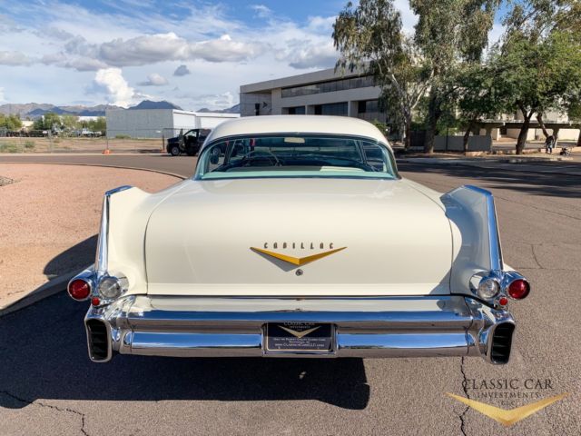 1957 Cadillac Sedan Deville - photo 11