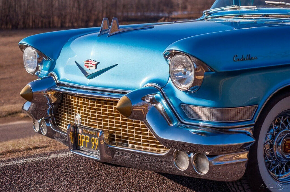 1957 Cadillac Series 60 Special Custom Sedan - photo 11