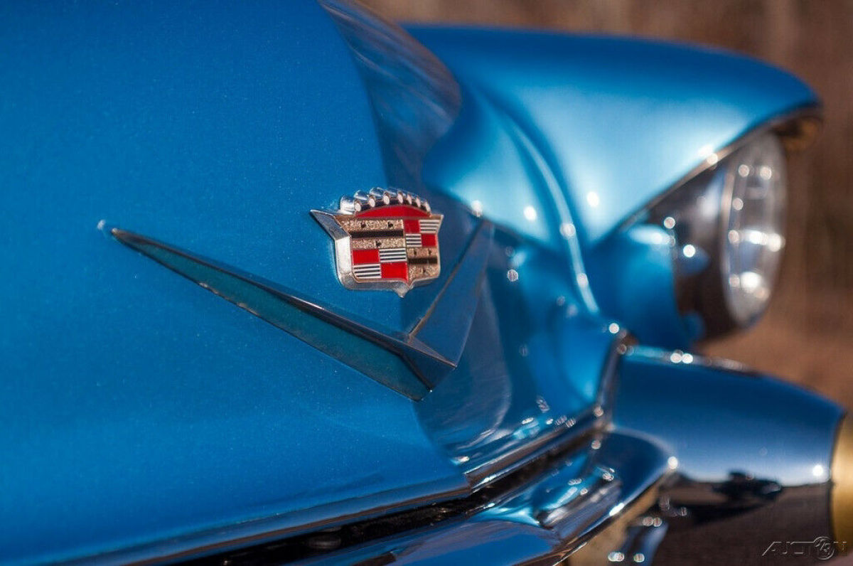 1957 Cadillac Series 60 Special Custom Sedan - photo 12
