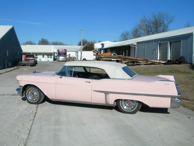 1957 Cadillac Series 62 Convertible - photo 6