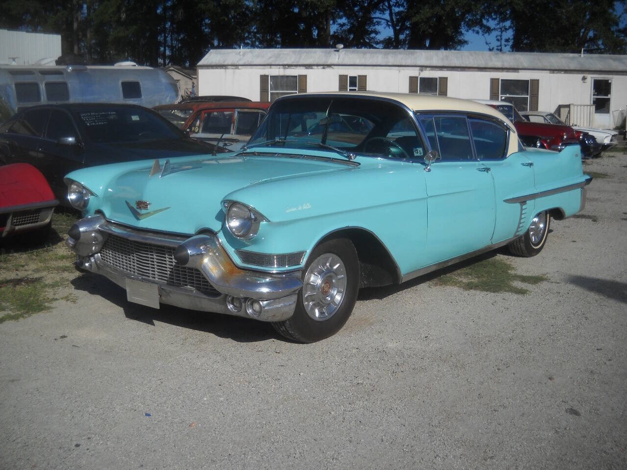 1957 Cadillac Series 62 Sedan DeVille - photo 3