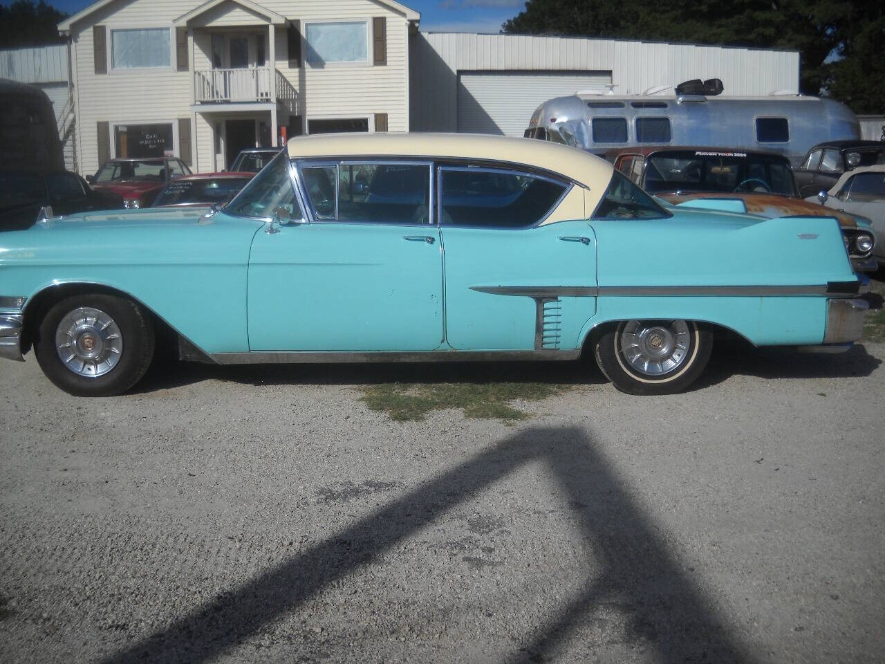 1957 Cadillac Series 62 Sedan DeVille - photo 8