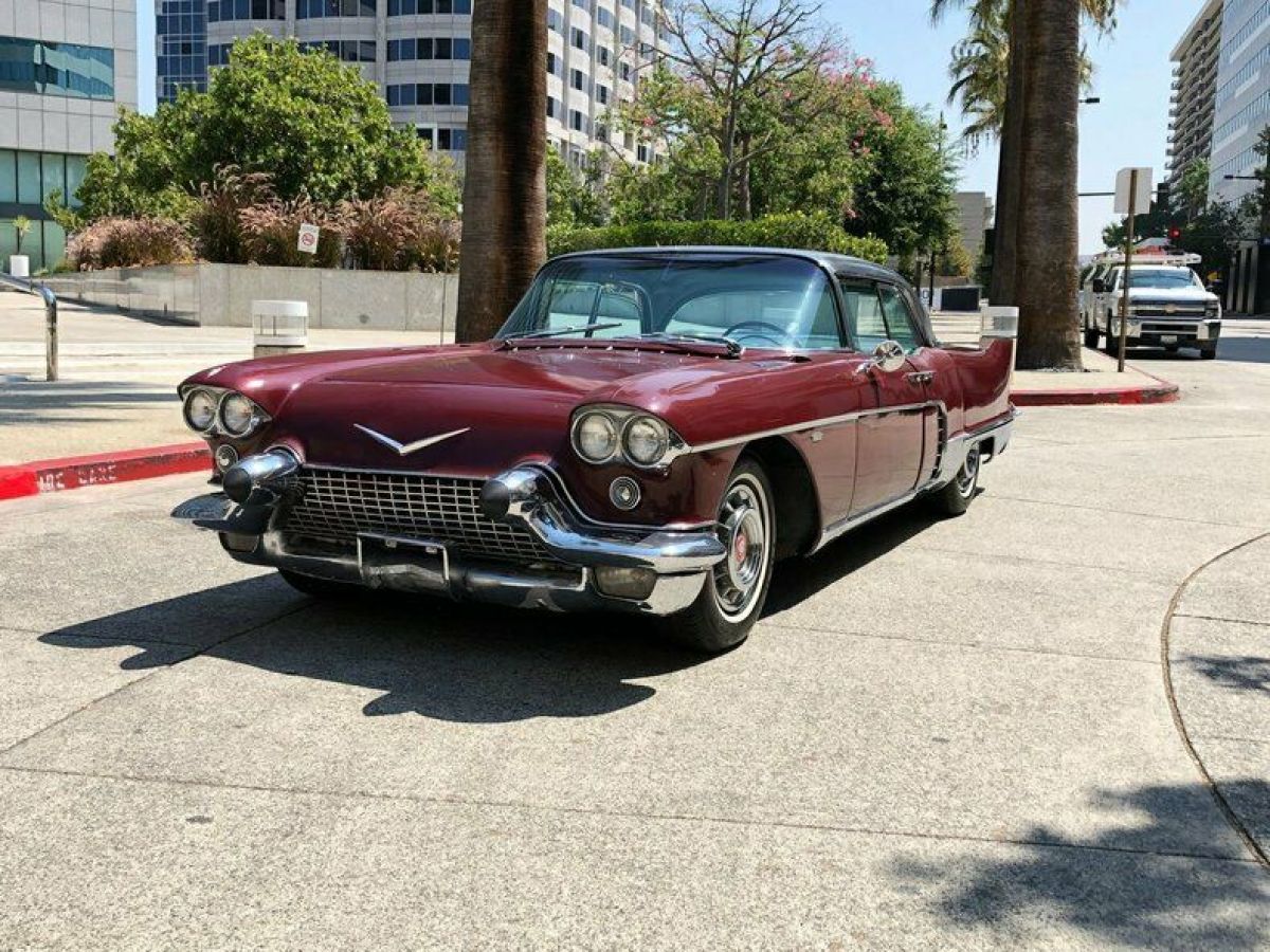 1957 Cadillac Brougham ONLY 400 PRODUCED/ Eldorado Brougham Fleetwood - photo 2