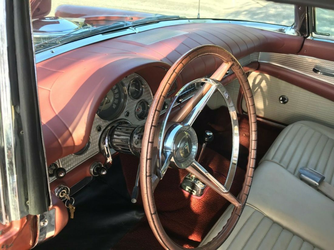 1957 Ford Thunderbird - photo 4