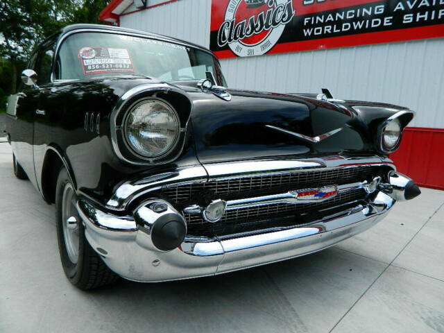1957 Chevrolet Bel Air/150/210 150 2dr Sedan - photo 2