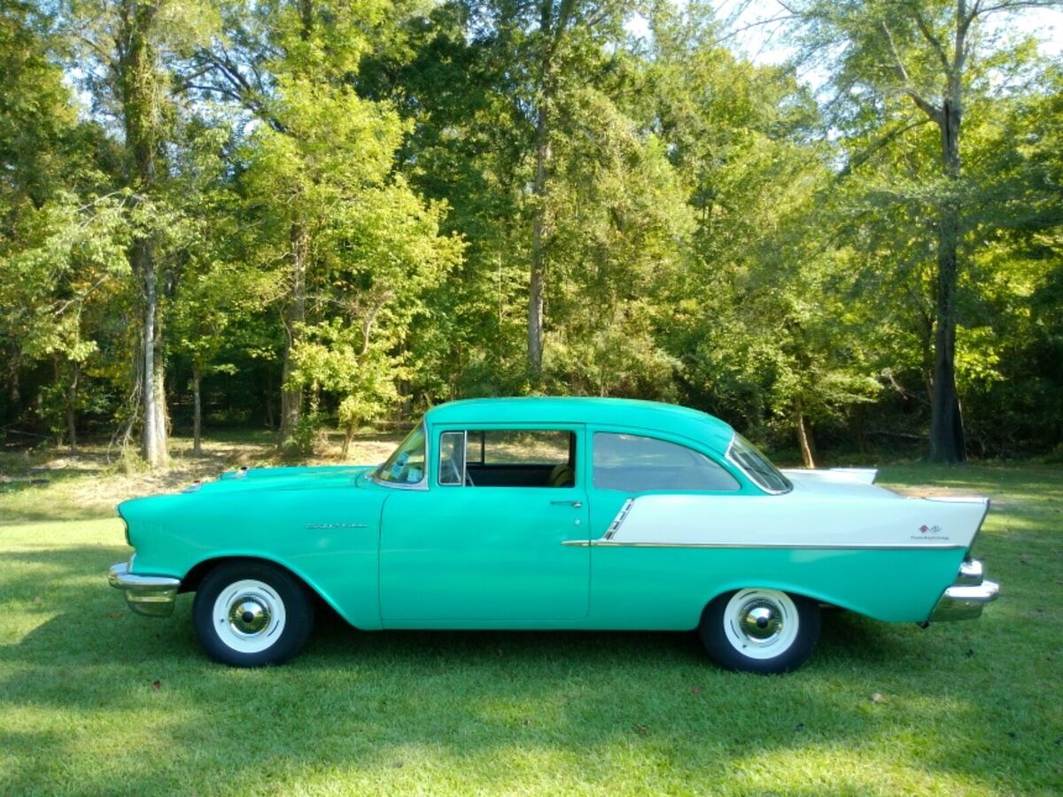 1957 Chevrolet Bel Air/150/210 - photo 2