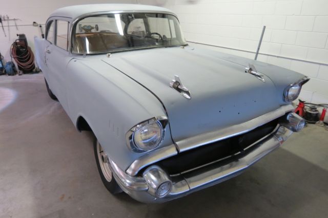 1957 Chevrolet Bel Air/150/210 2 door post sedan - photo 6