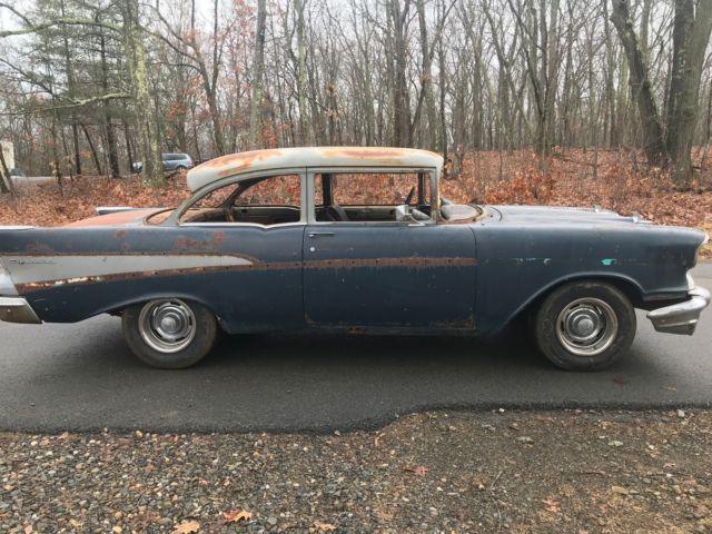 1957 Chevrolet Bel Air/150/210 Belair 2 DOOR POST v8 RUNS GOOD STICK SHIFT - photo 7