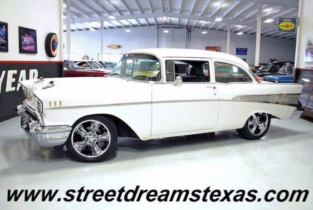1957 Chevrolet Bel Air/150/210 --
