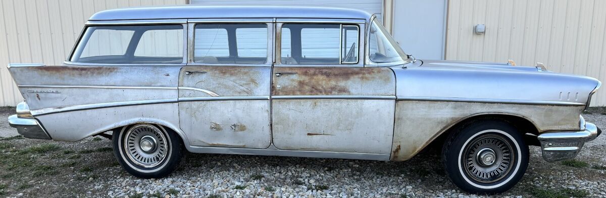 1957 Chevrolet Station Wagon FACTORY ORIGINAL - photo 3