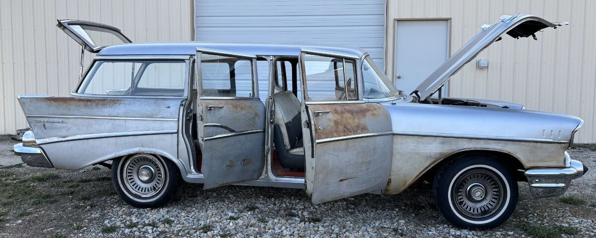 1957 Chevrolet Station Wagon FACTORY ORIGINAL - photo 6
